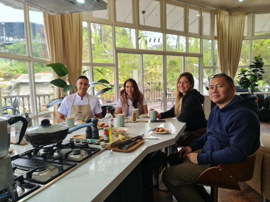 Kampong Kundassan Sweeping Mountain View Retreat At La Cantane Villa מראה חיצוני תמונה