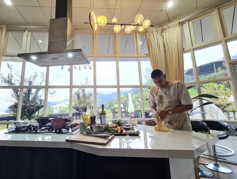 Kampong Kundassan Sweeping Mountain View Retreat At La Cantane Villa מראה חיצוני תמונה